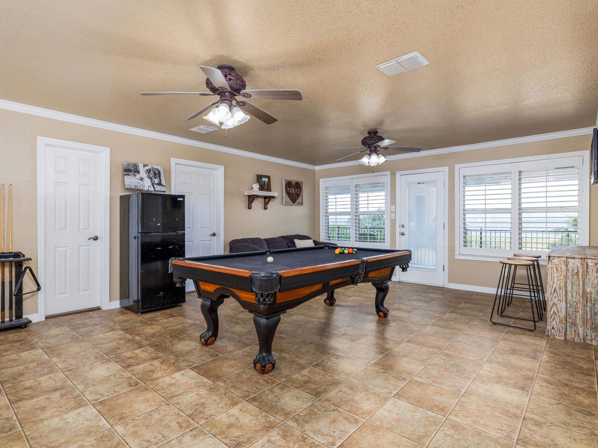 210 Lariat Lane, Burnet, TX 78611