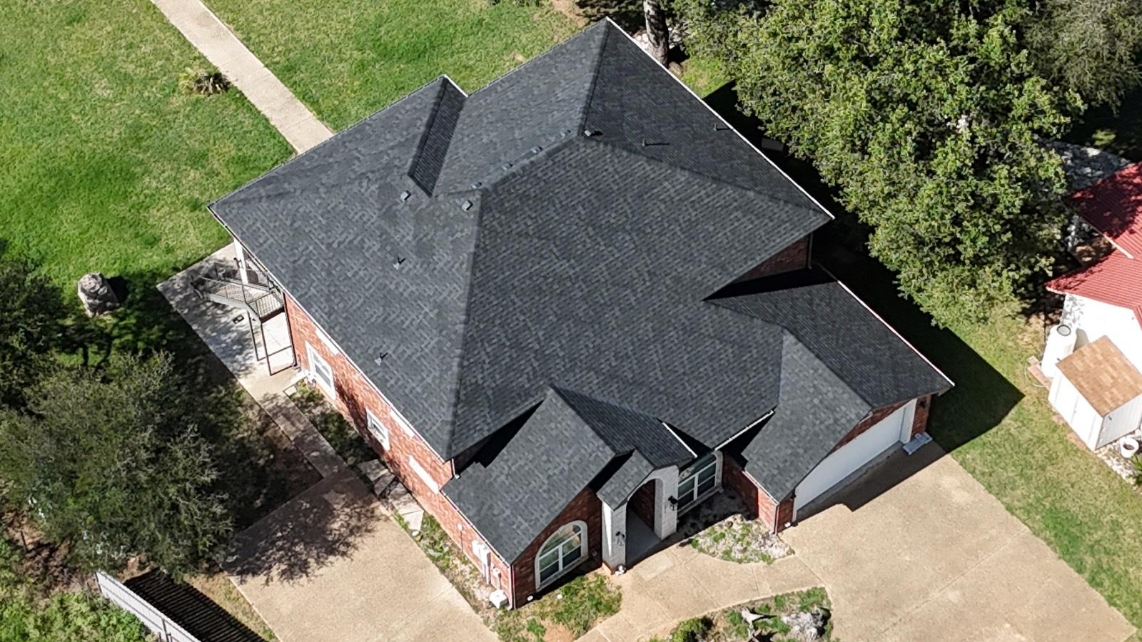 210 Lariat Lane, Burnet, TX 78611