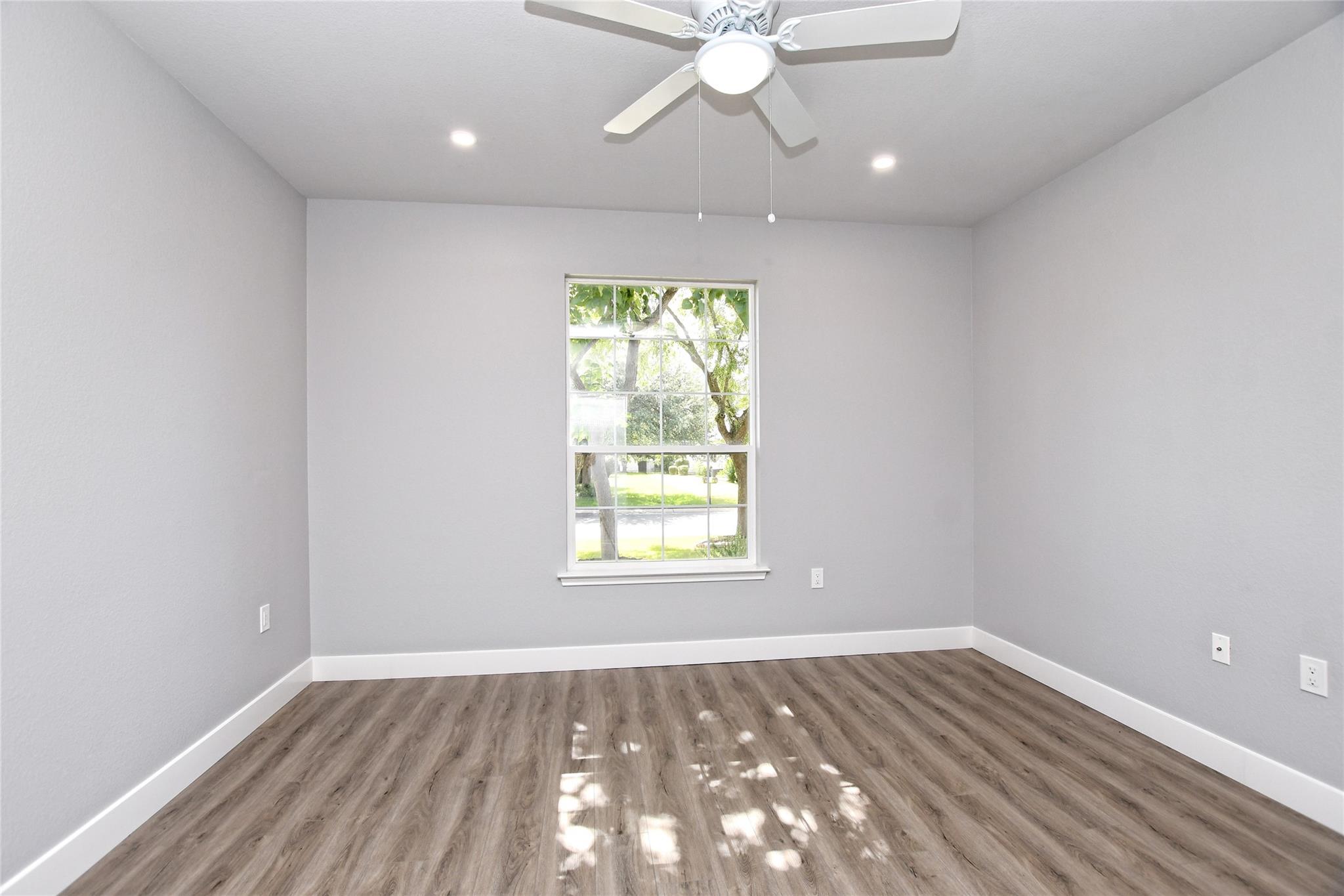 219 Red Poppy Trl, Georgetown, TX 78633