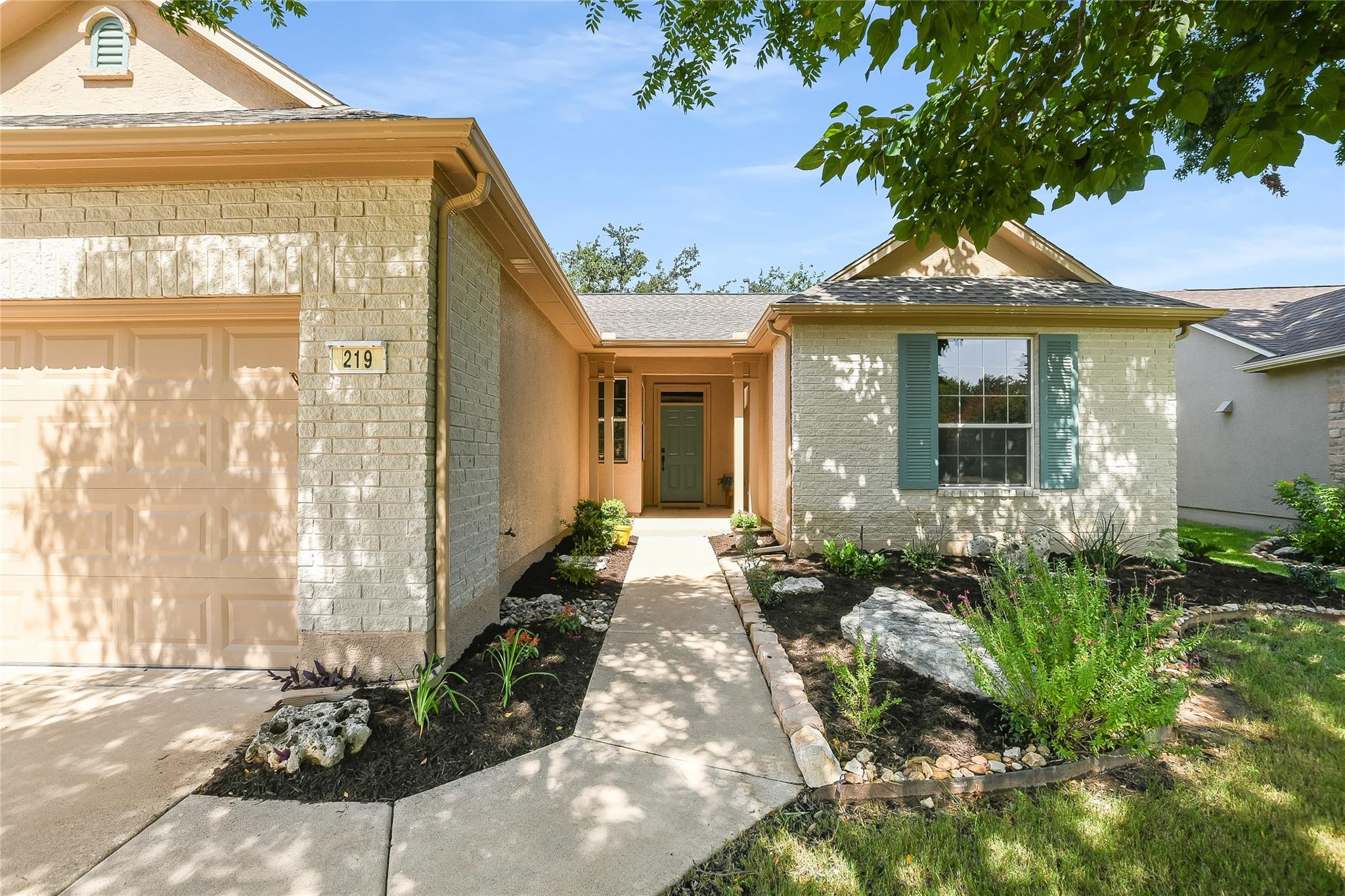 219 Red Poppy Trl, Georgetown, TX 78633