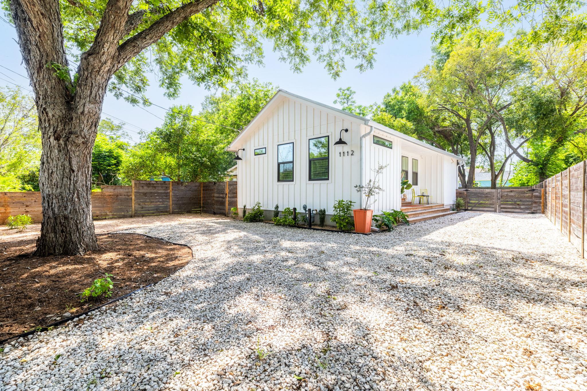 1112 Estes Ave, Austin, TX 78721