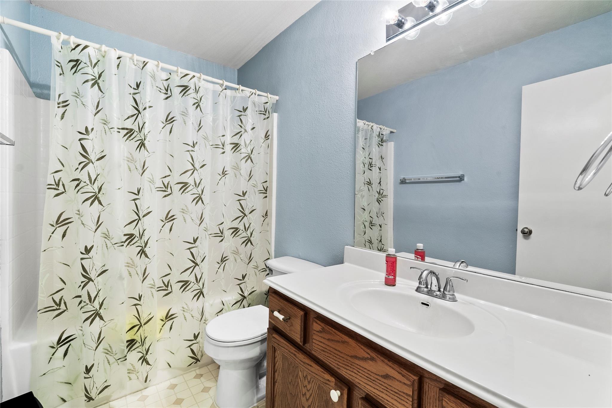 120 Shenandoah Trl, Elgin, TX 78621