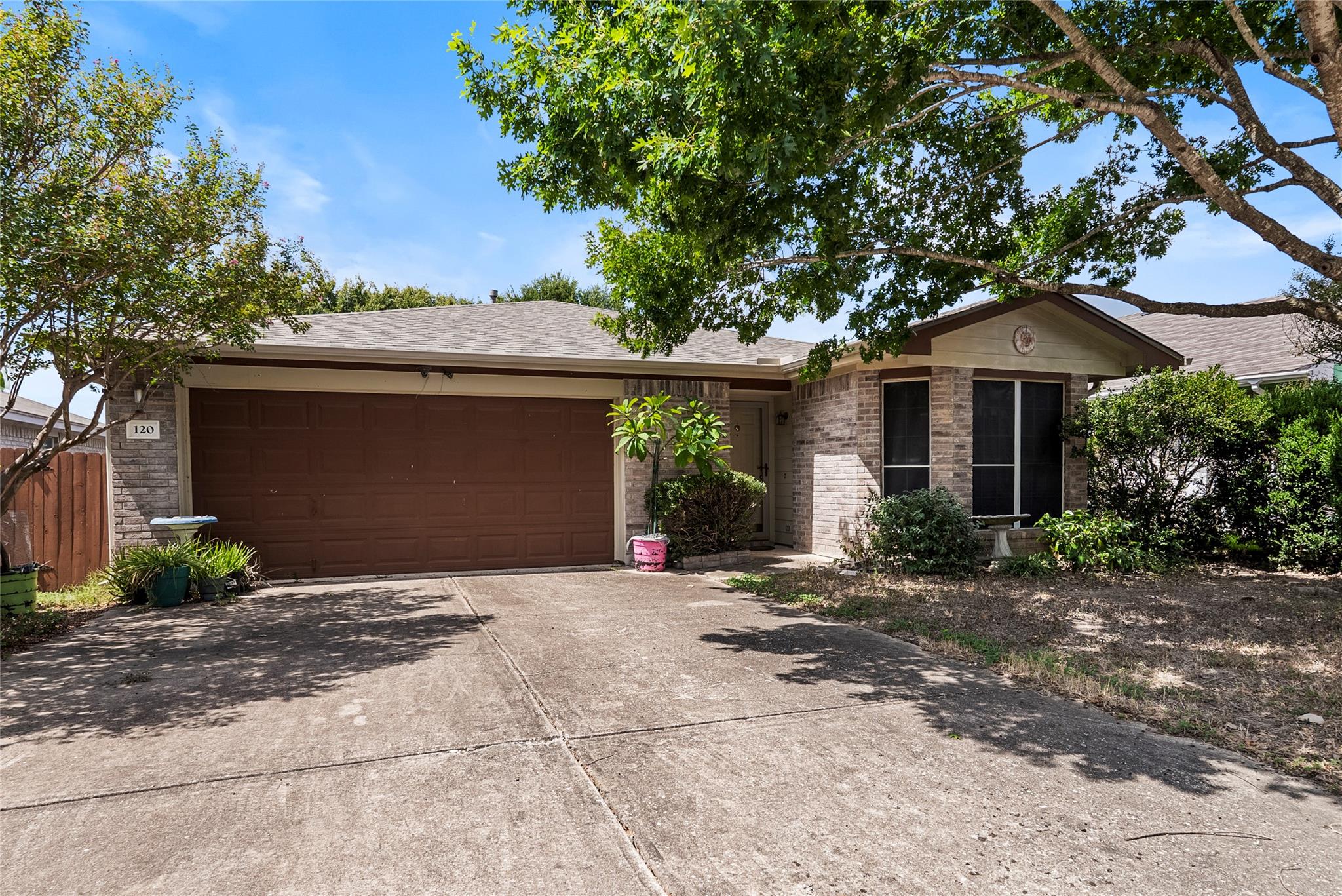 120 Shenandoah Trl, Elgin, TX 78621
