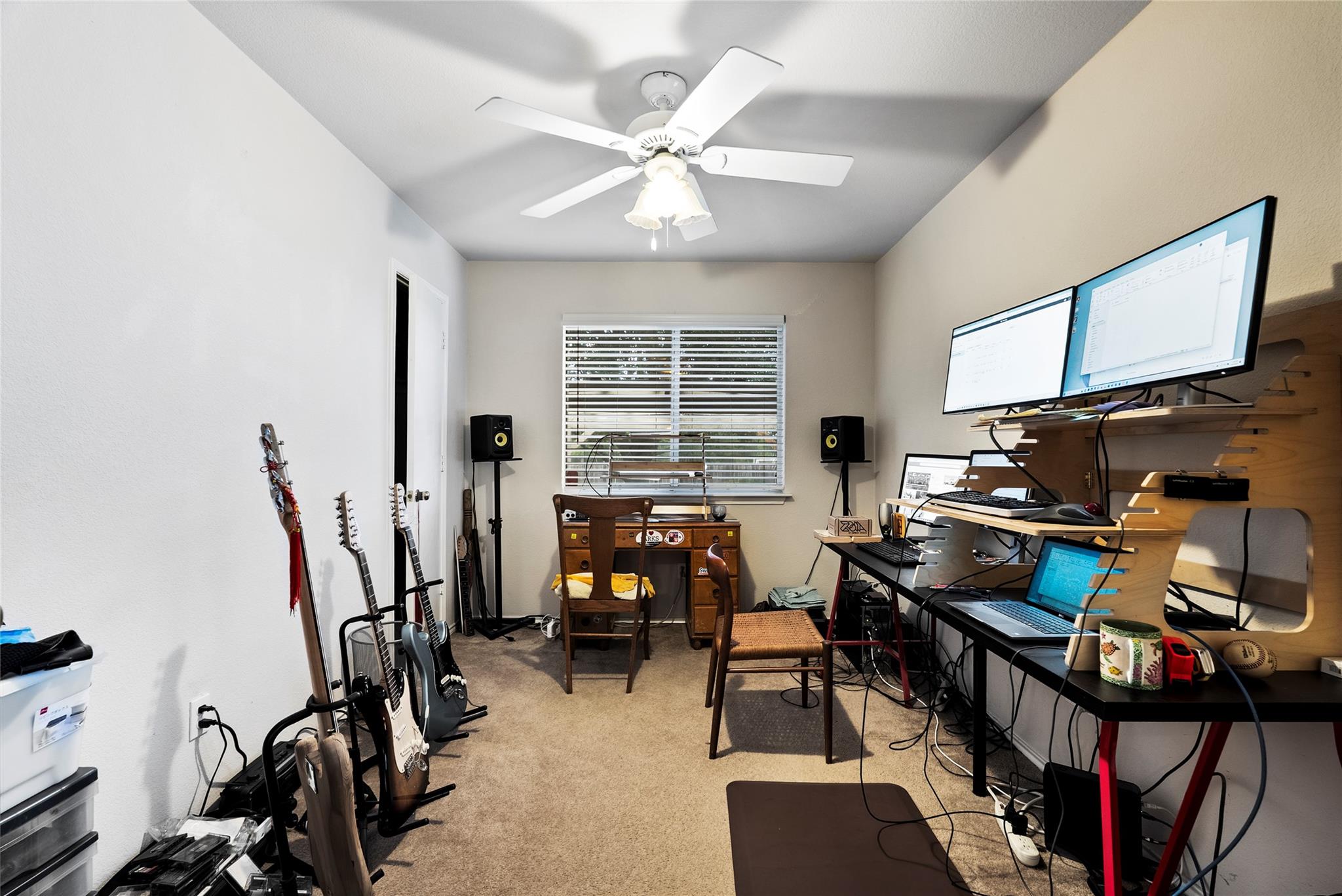 120 Shenandoah Trl, Elgin, TX 78621