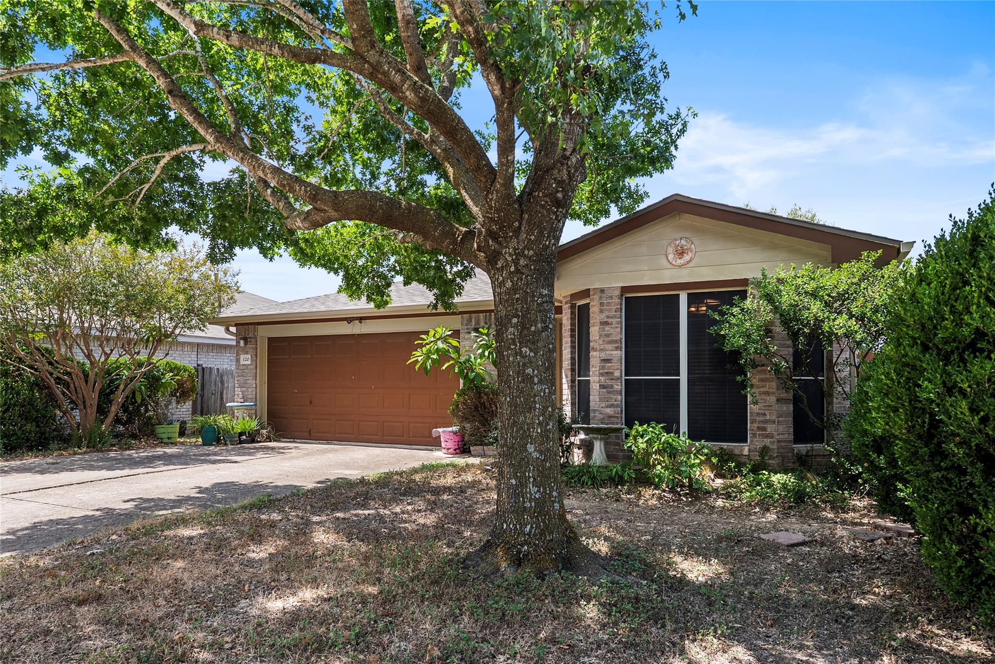 120 Shenandoah Trl, Elgin, TX 78621