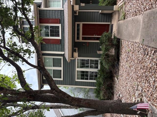 5689 Fergus # B, Kyle, TX 78640