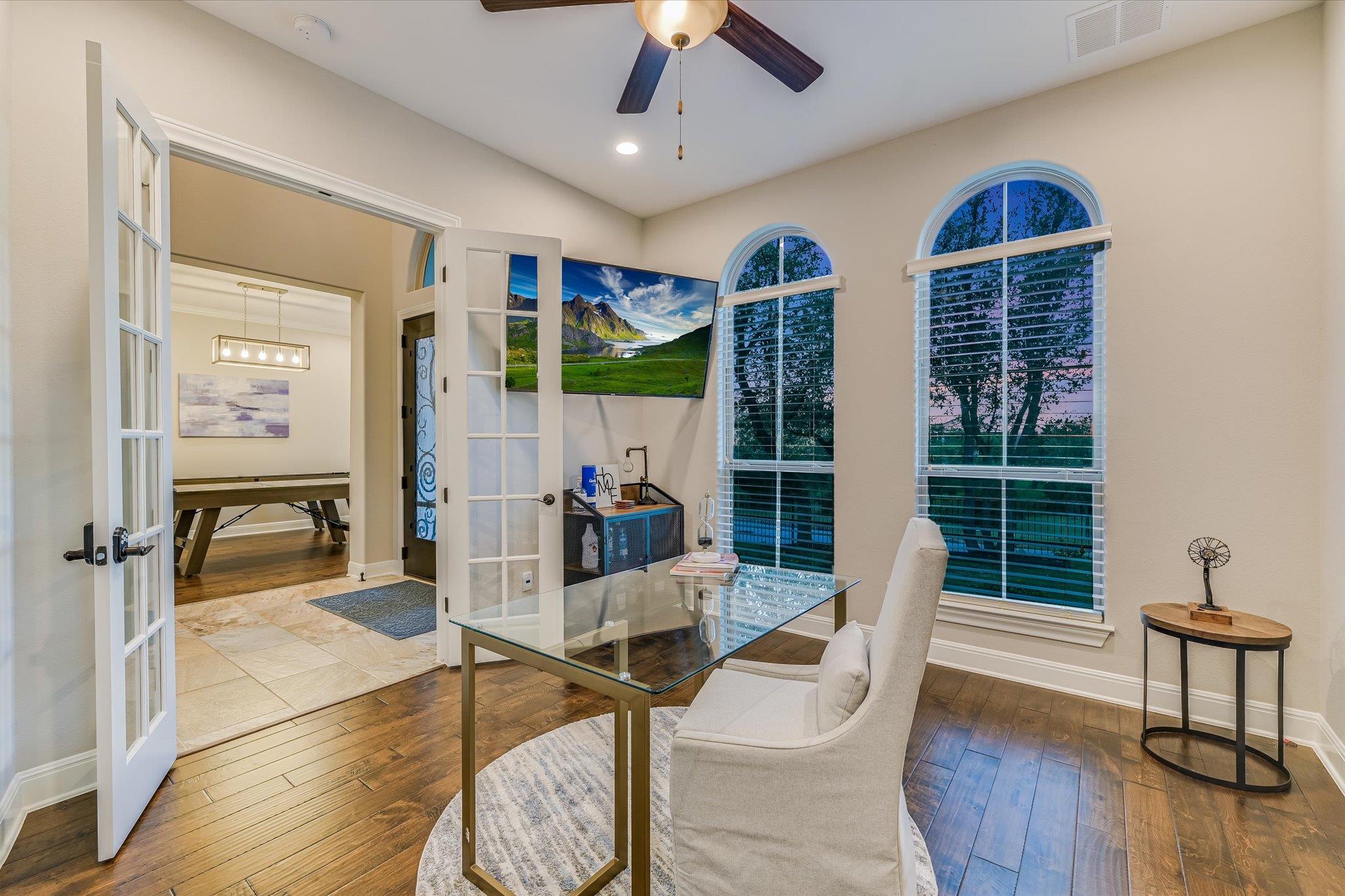 804 Rough Hollow Dr, Lakeway, TX 78734