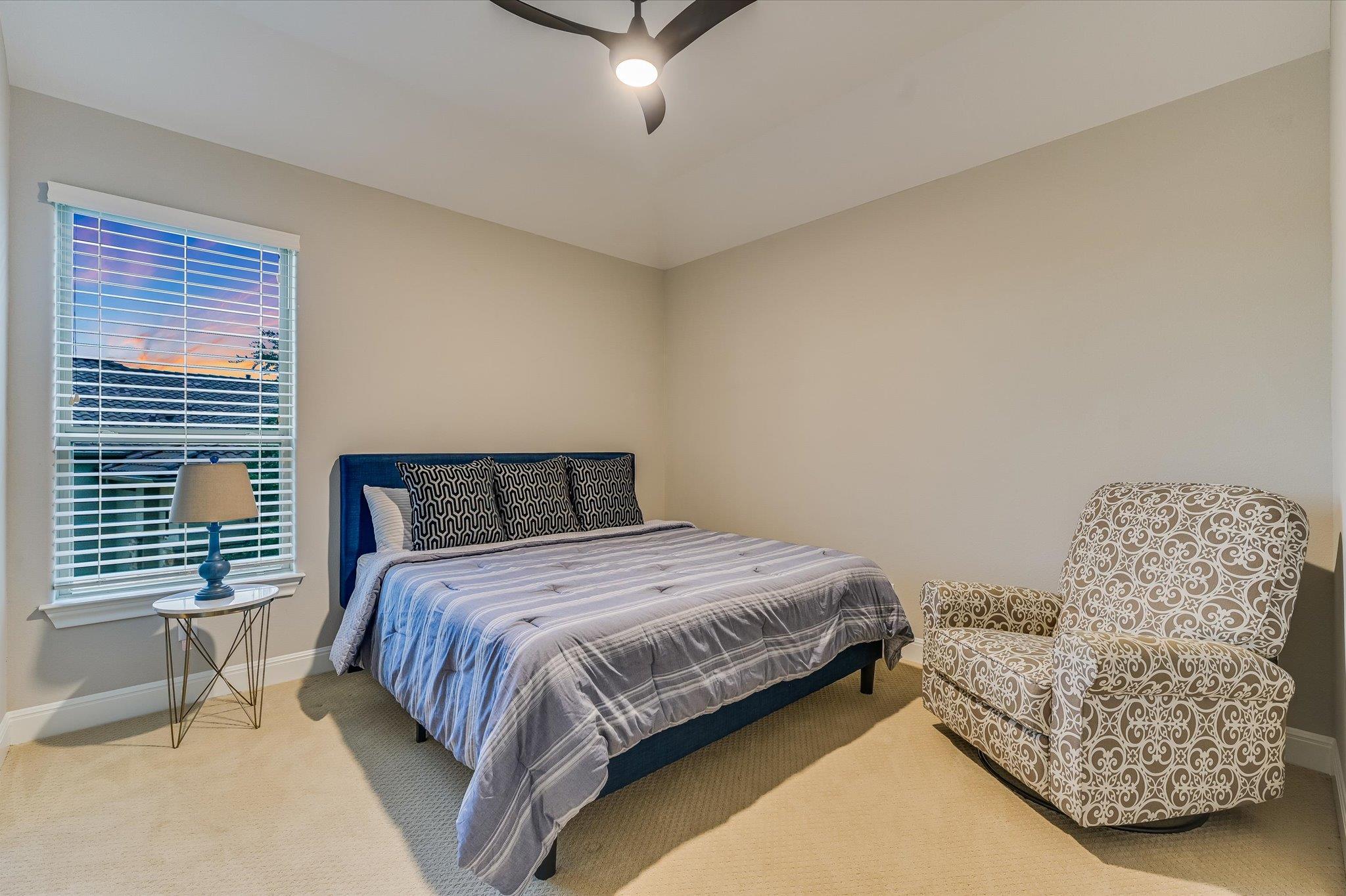 804 Rough Hollow Dr, Lakeway, TX 78734