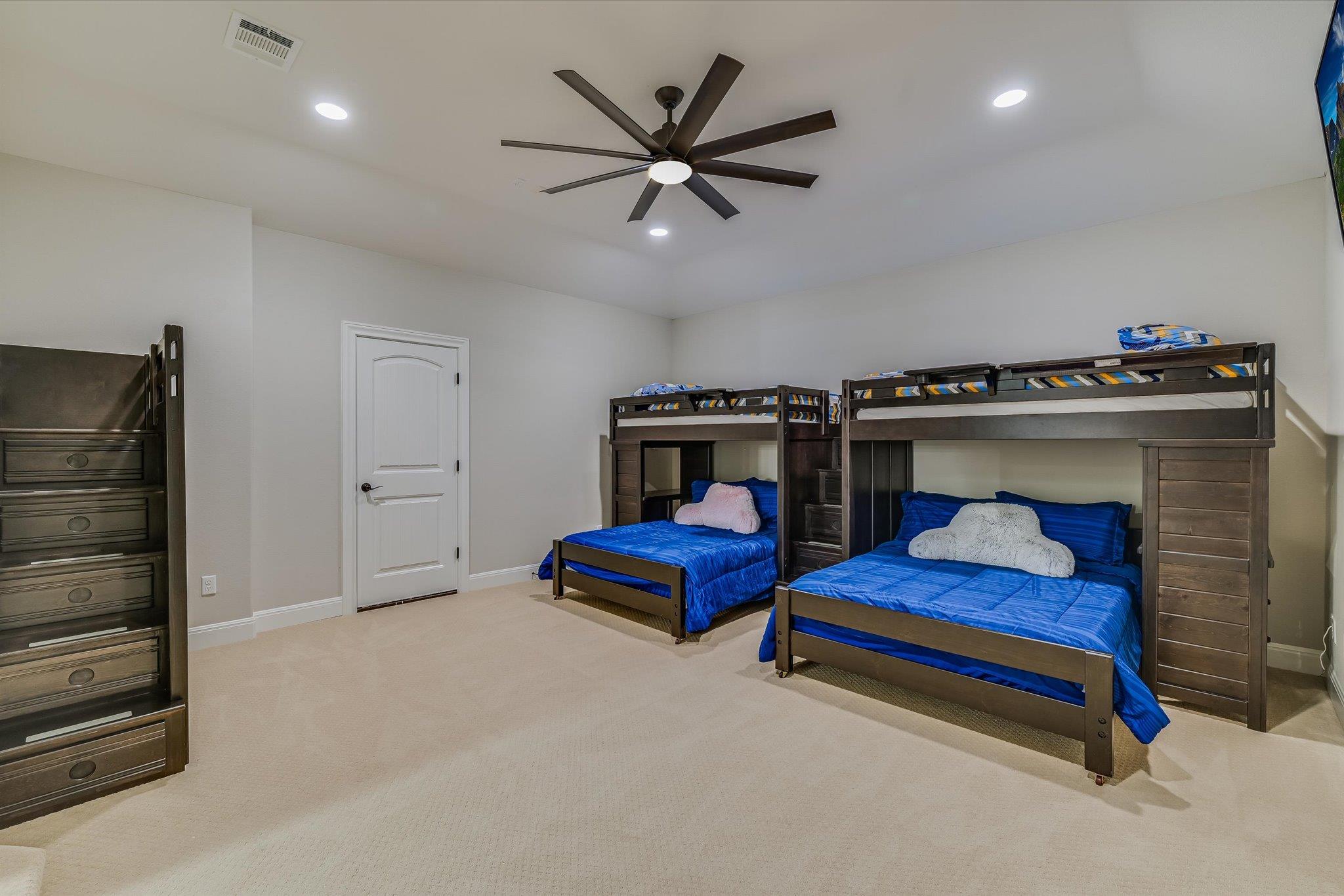 804 Rough Hollow Dr, Lakeway, TX 78734