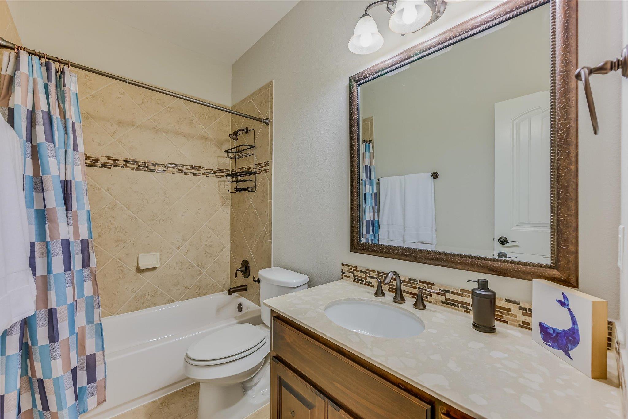 804 Rough Hollow Dr, Lakeway, TX 78734