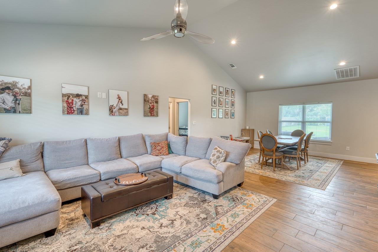 1306 Prairie Creek Dr, Marble Falls, TX 78654
