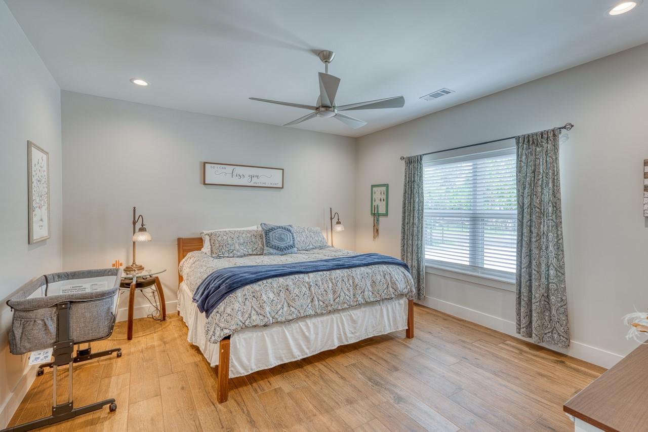 1306 Prairie Creek Dr, Marble Falls, TX 78654