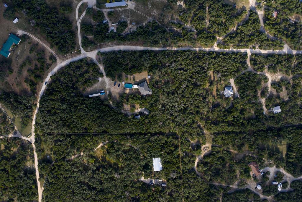 300 Round Rock Rd, Wimberley, TX 78676