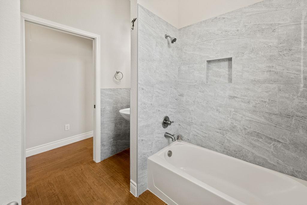 300 Round Rock Rd, Wimberley, TX 78676