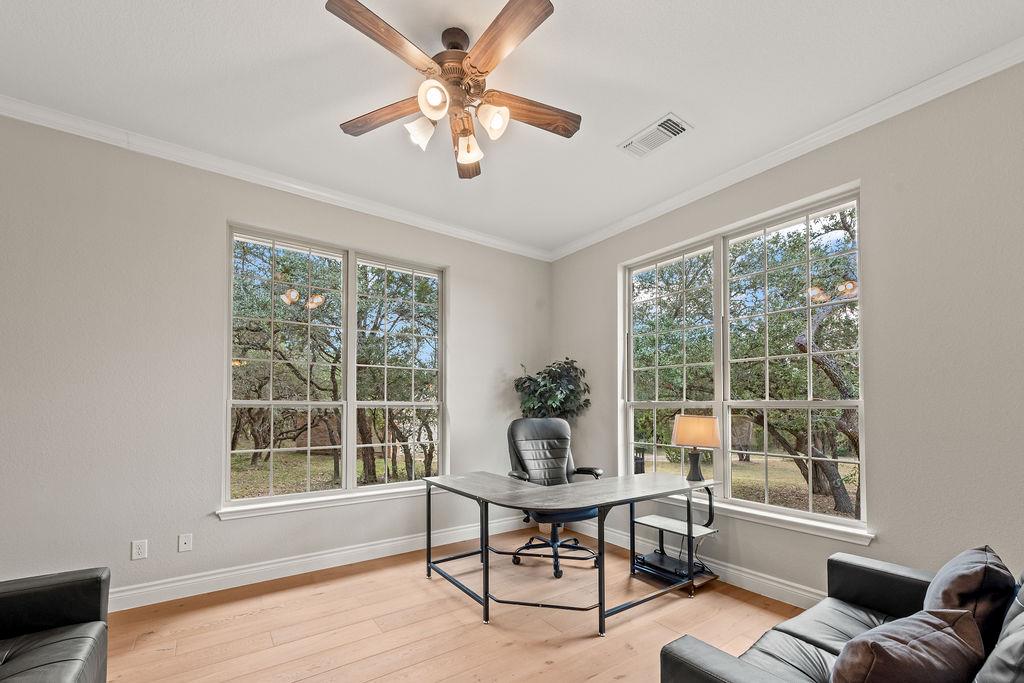 300 Round Rock Rd, Wimberley, TX 78676