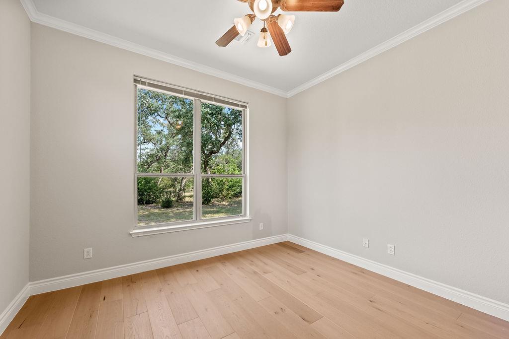 300 Round Rock Rd, Wimberley, TX 78676