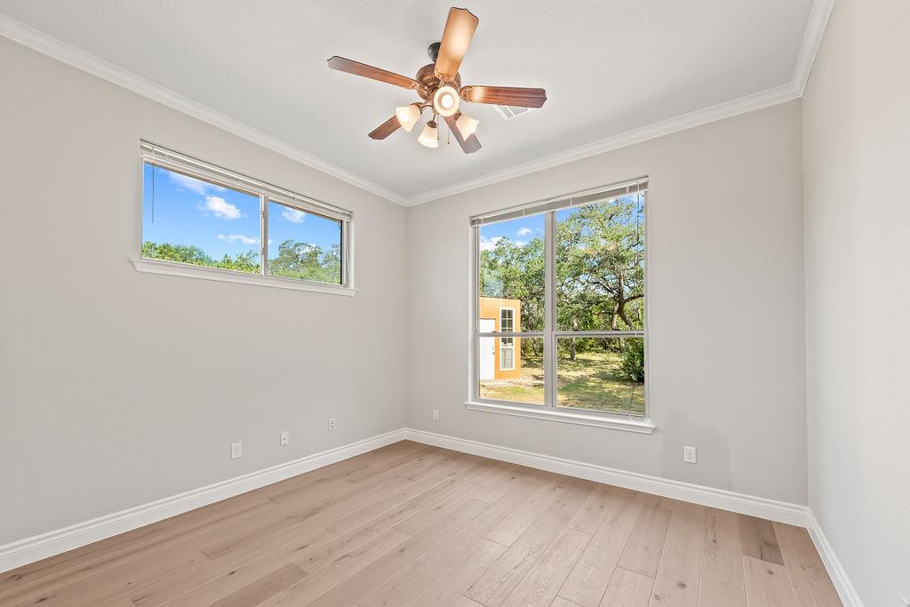 300 Round Rock Rd, Wimberley, TX 78676