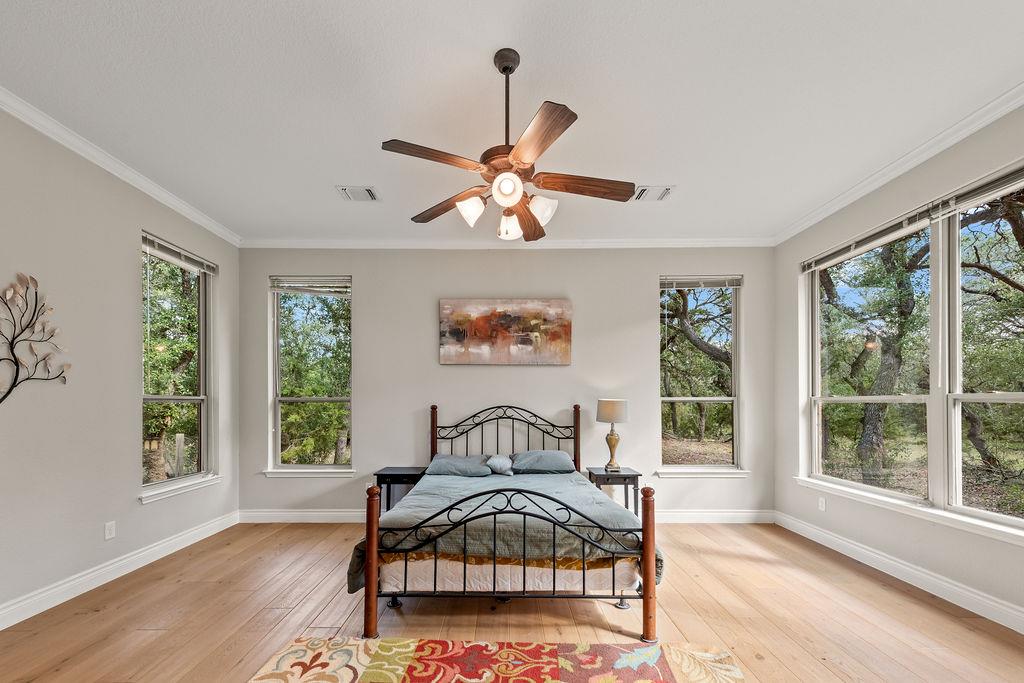 300 Round Rock Rd, Wimberley, TX 78676