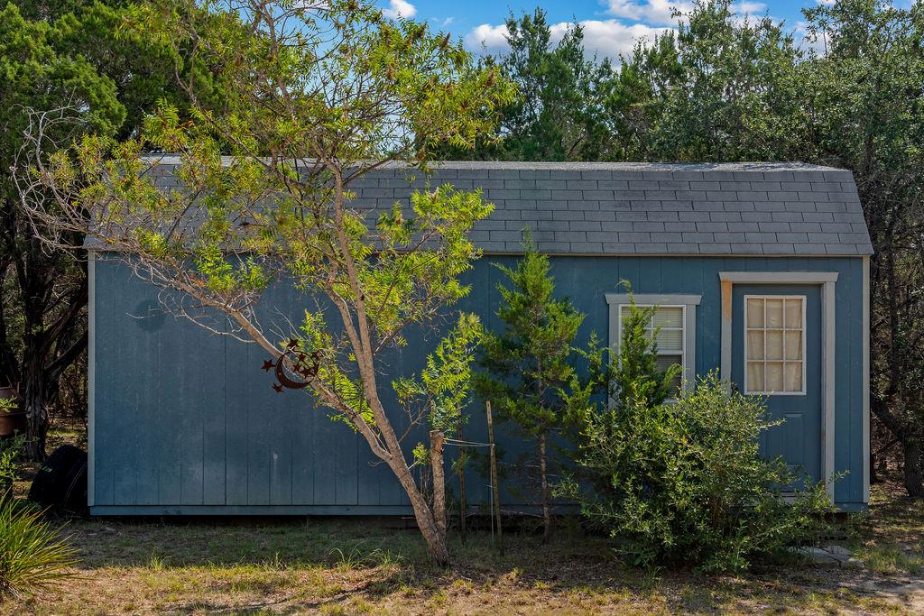 300 Round Rock Rd, Wimberley, TX 78676