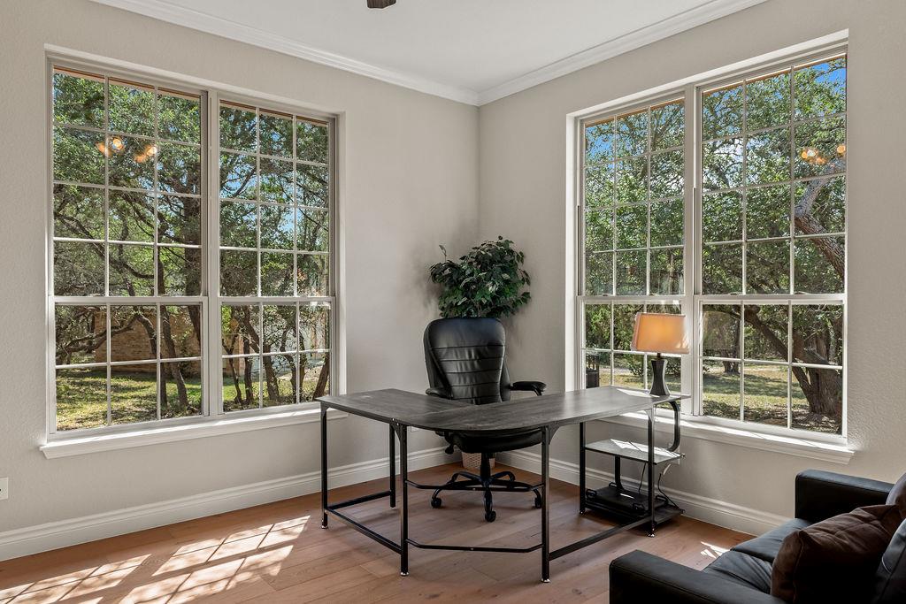 300 Round Rock Rd, Wimberley, TX 78676