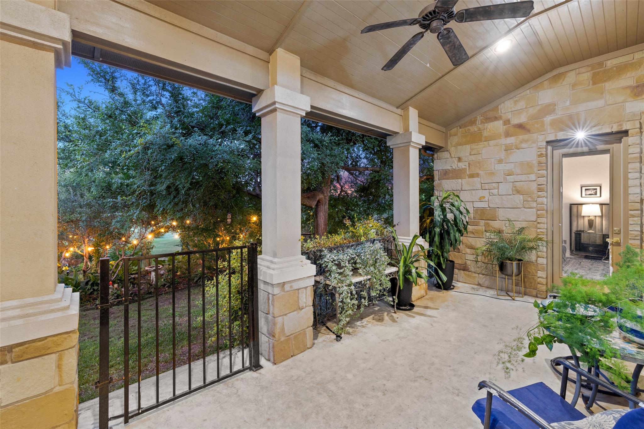 10298 Brangus Rd, Driftwood, TX 78619