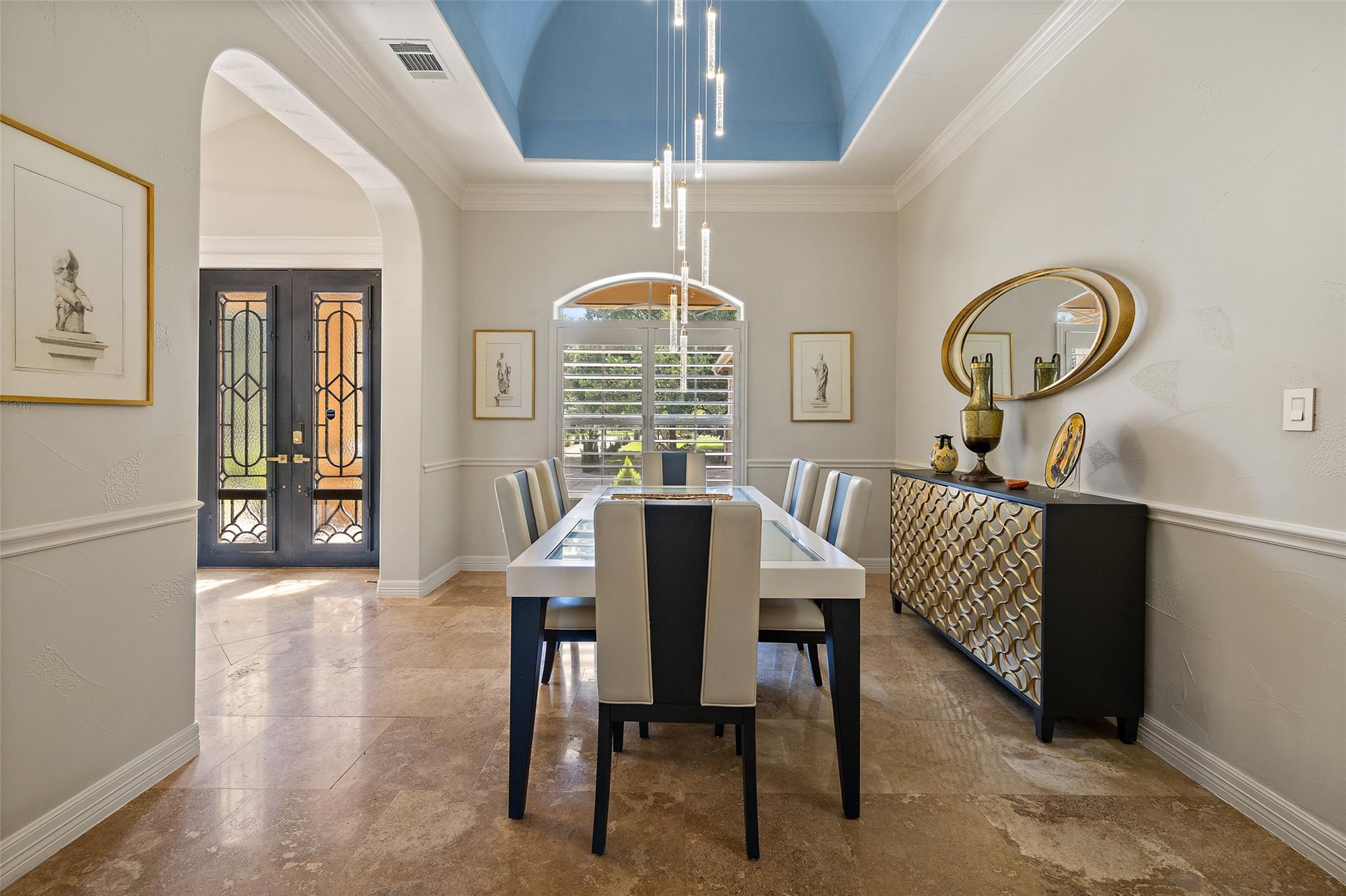 10298 Brangus Rd, Driftwood, TX 78619