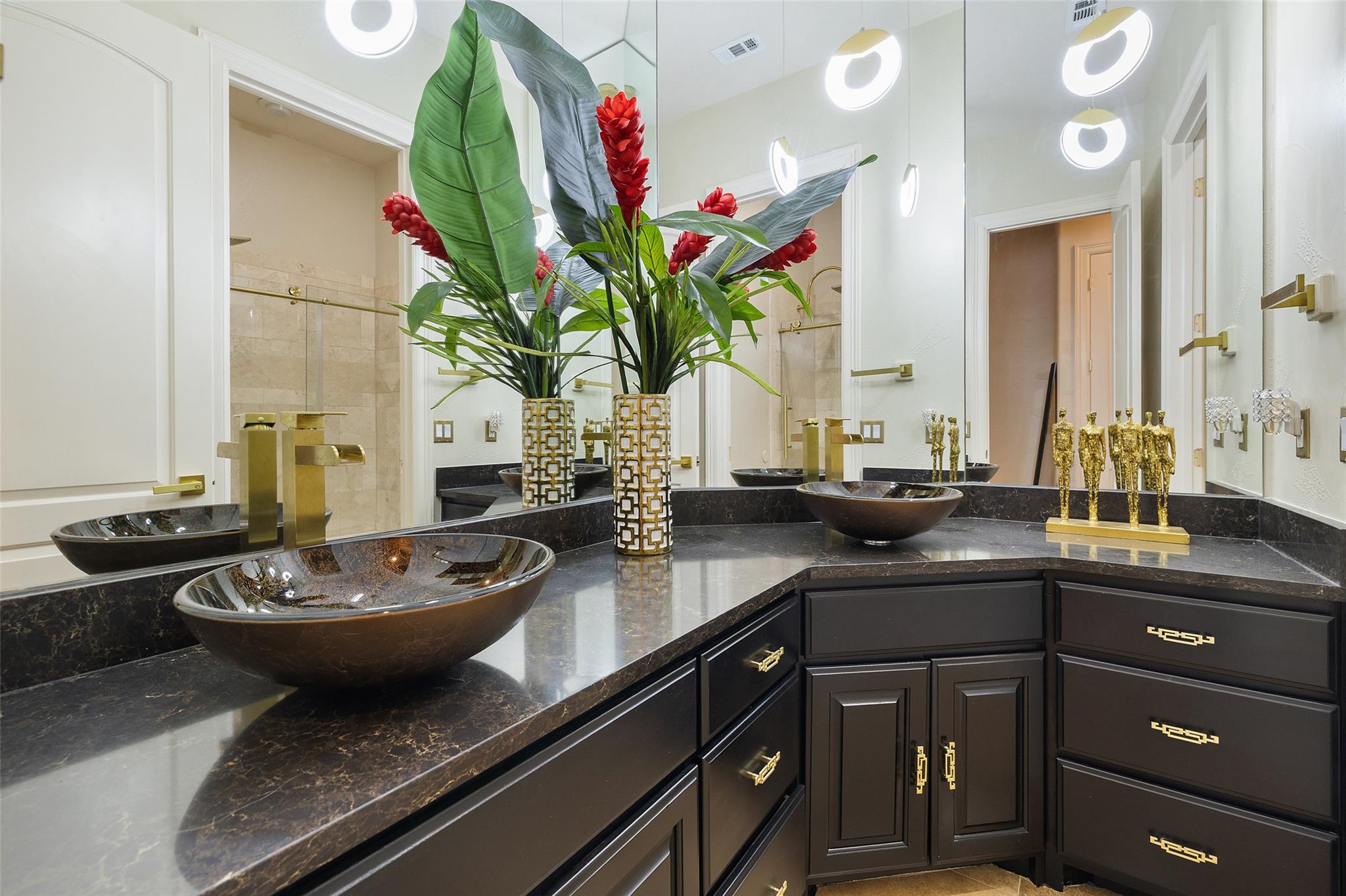 10298 Brangus Rd, Driftwood, TX 78619