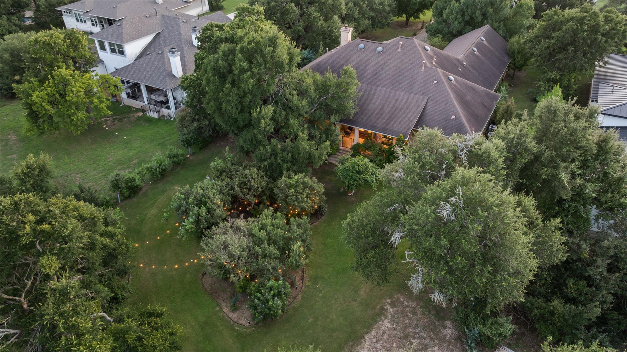 10298 Brangus Rd, Driftwood, TX 78619