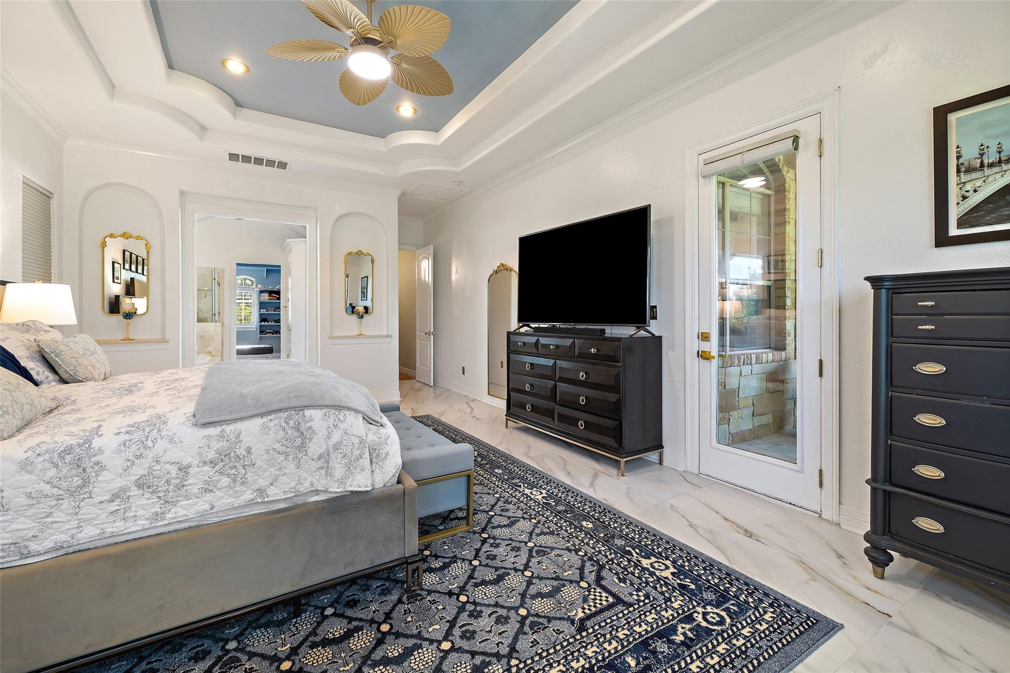 10298 Brangus Rd, Driftwood, TX 78619