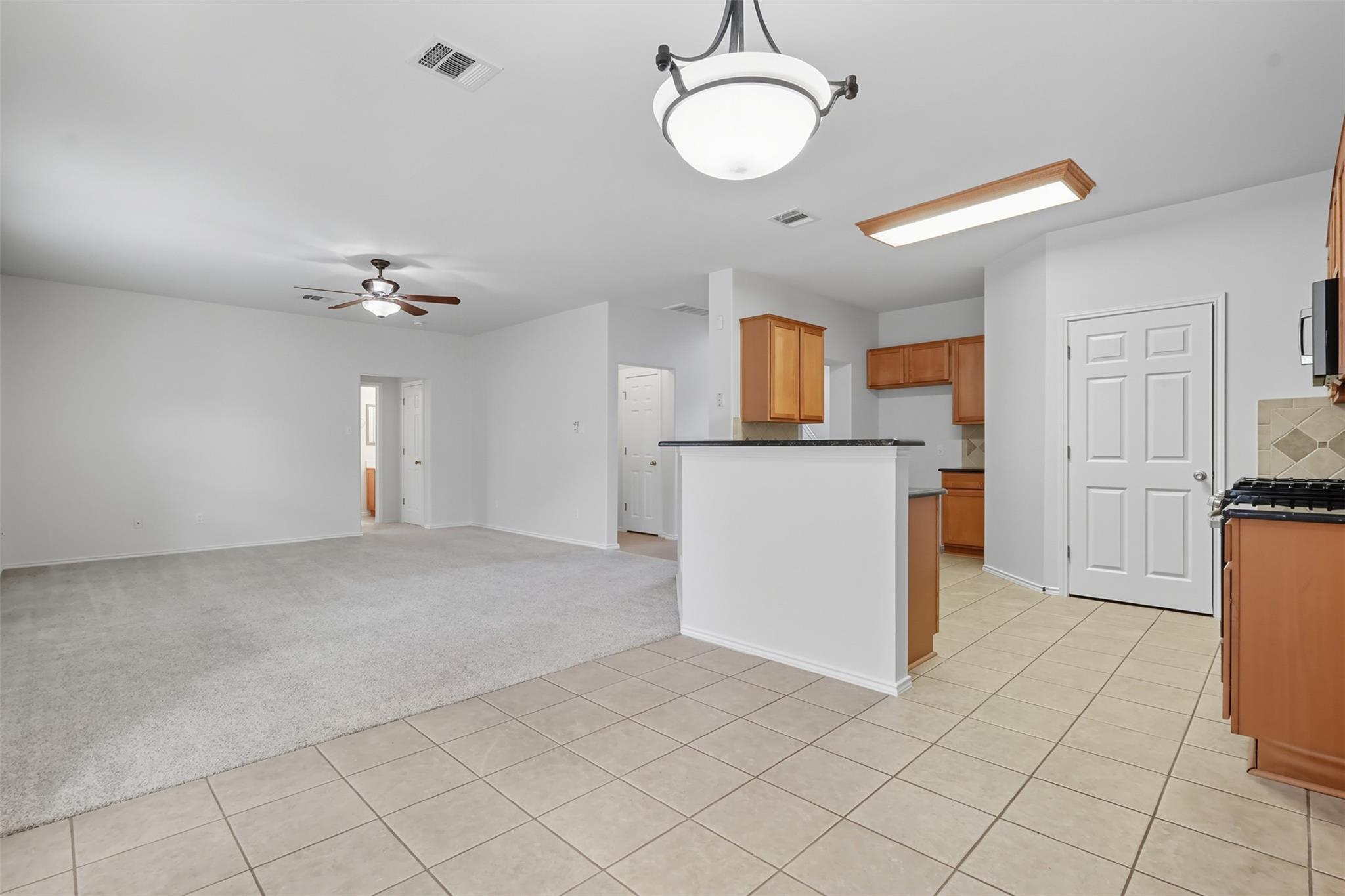 103 Hal Sutton Cv, Round Rock, TX 78664