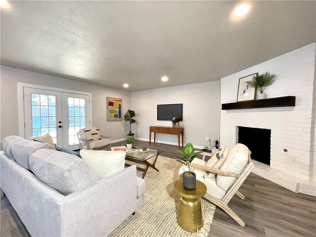 1737 Cricket Hollow Dr, Austin, TX 78758