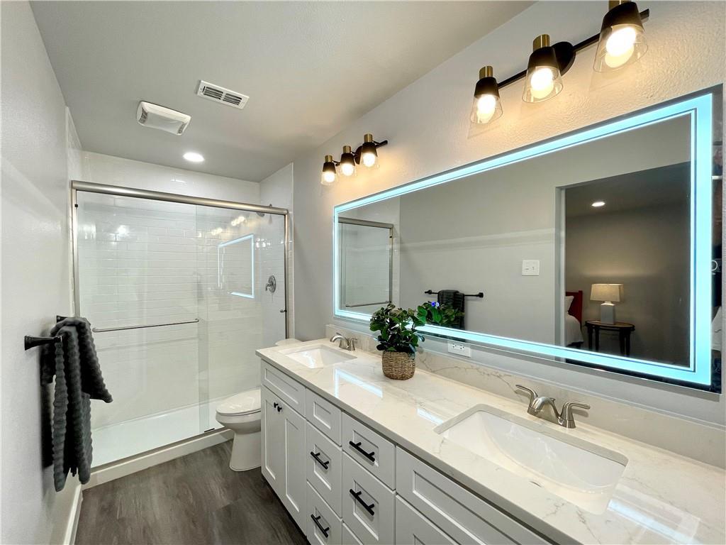 1737 Cricket Hollow Dr, Austin, TX 78758