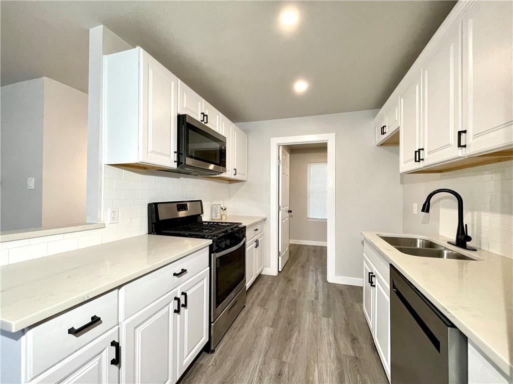1737 Cricket Hollow Dr, Austin, TX 78758