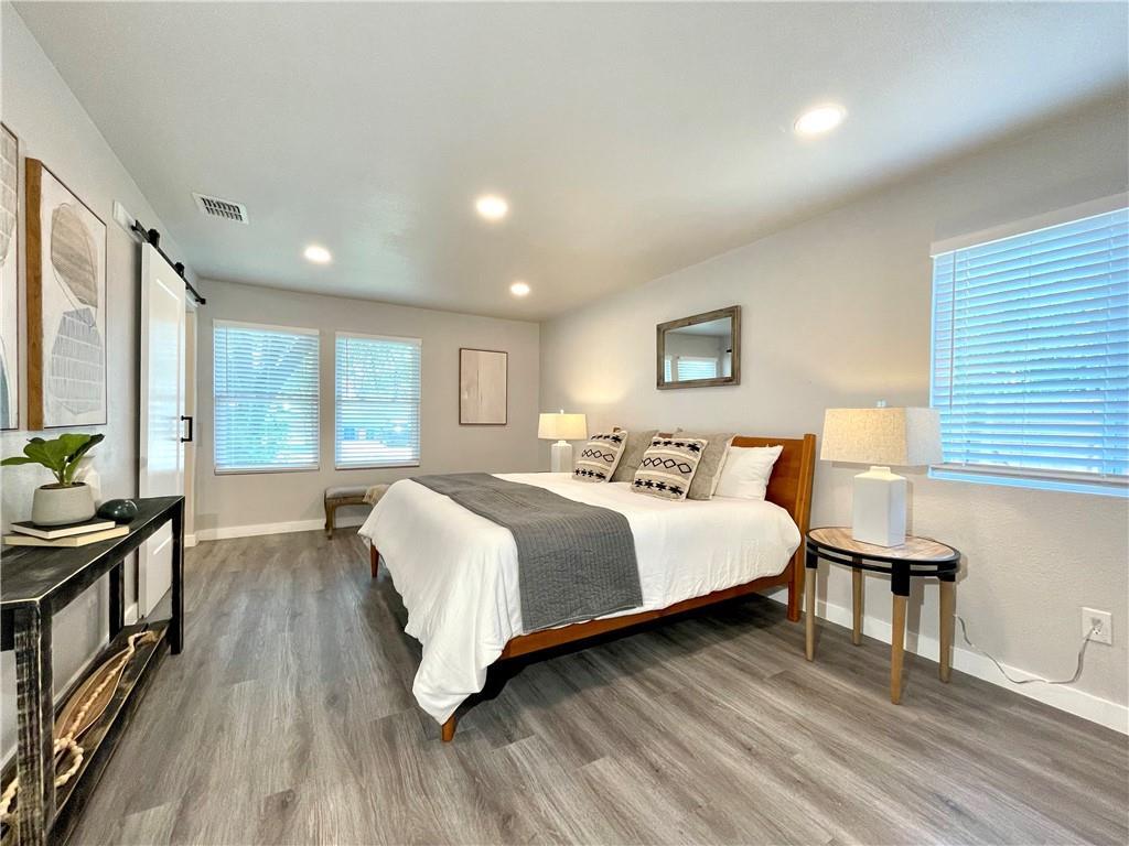 1737 Cricket Hollow Dr, Austin, TX 78758