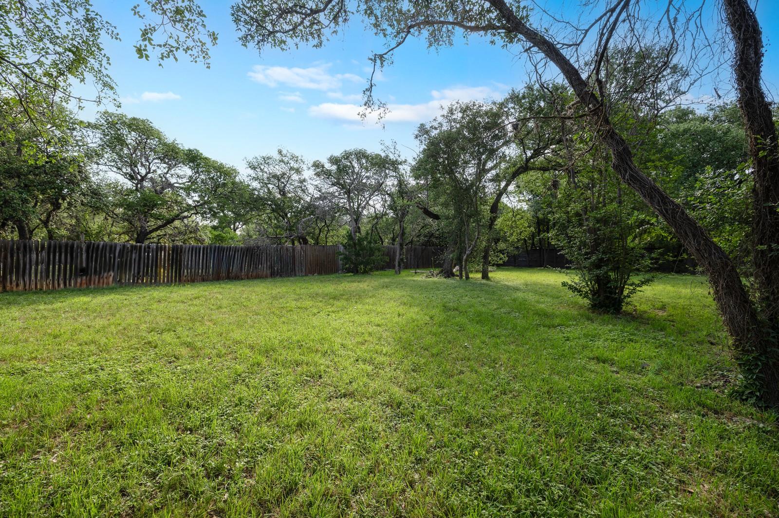 2 Chris Cv, Austin, TX 78746