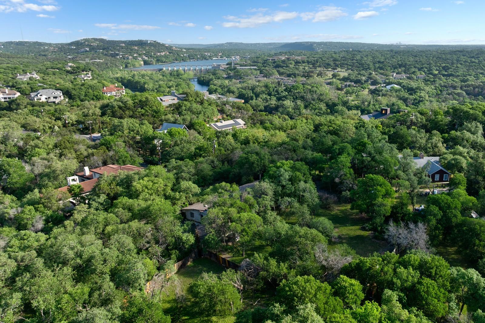 2 Chris Cv, Austin, TX 78746