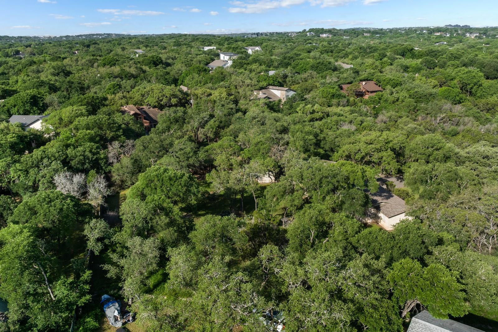 2 Chris Cv, Austin, TX 78746
