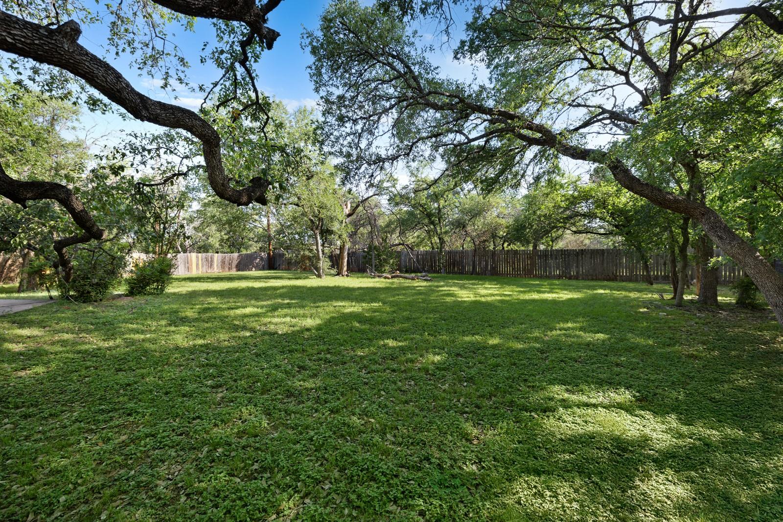 2 Chris Cv, Austin, TX 78746