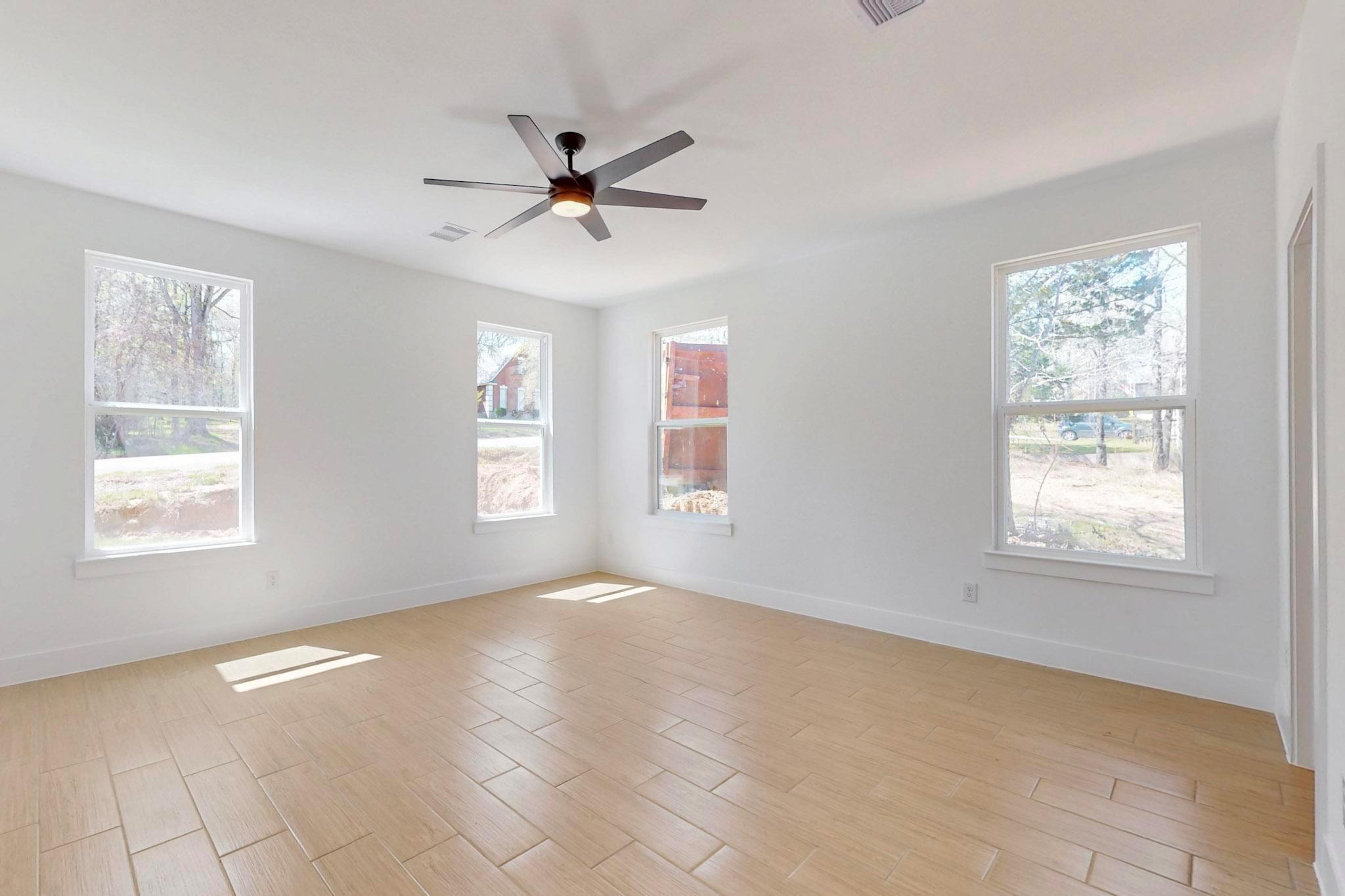 176 Kaelepulu Dr, Bastrop, TX 78602