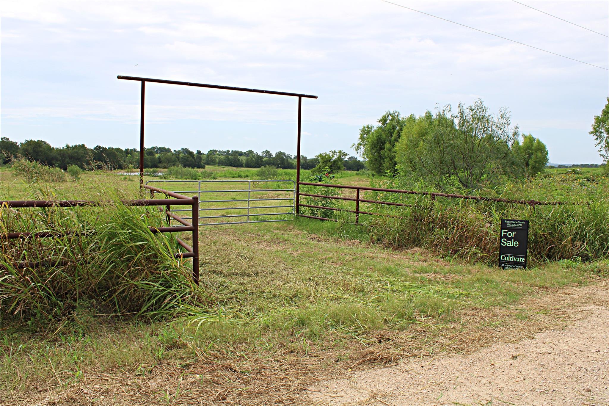 401 County Road 213, Cameron, TX 76520