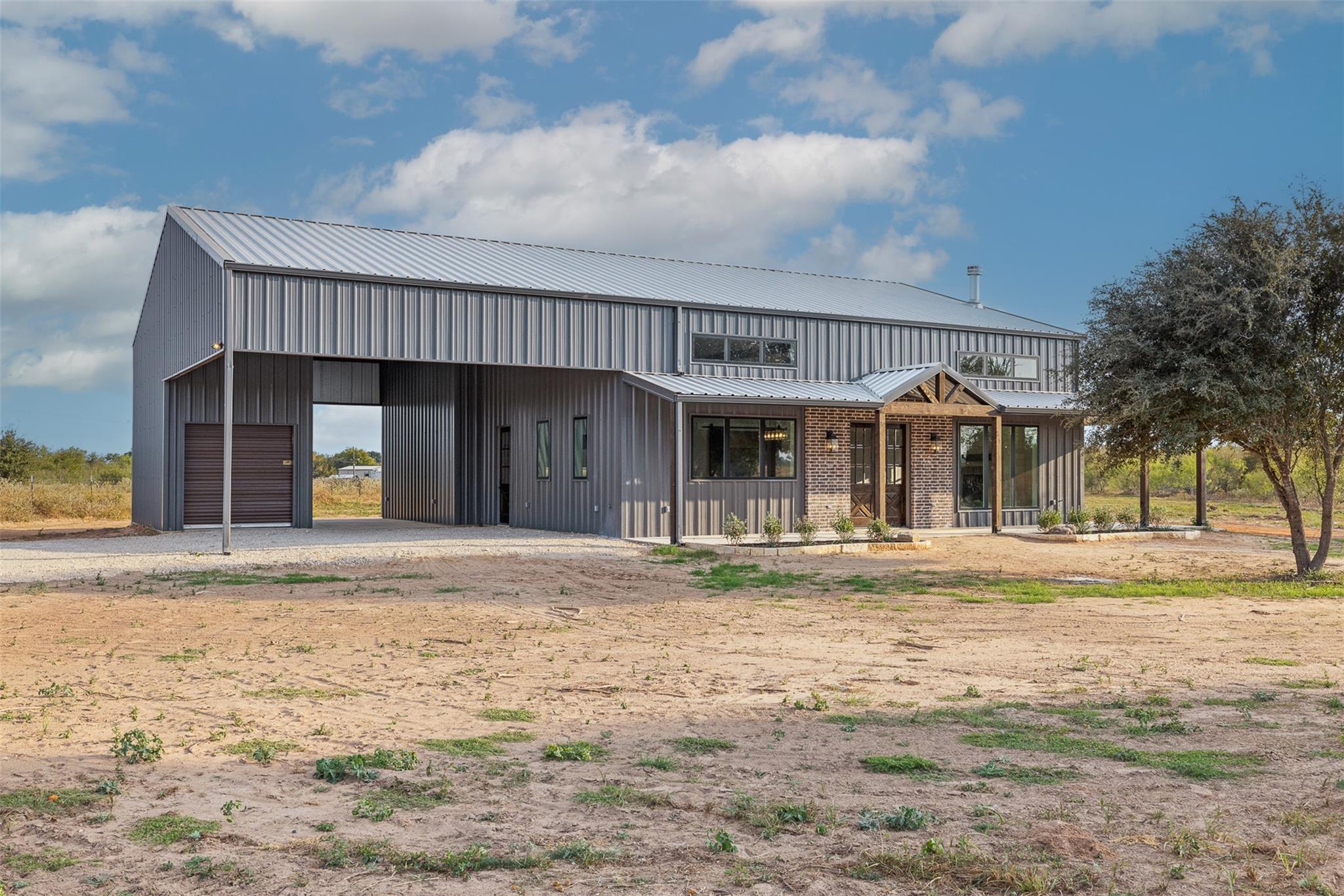10482 County Road 276, Somerville, TX 77879