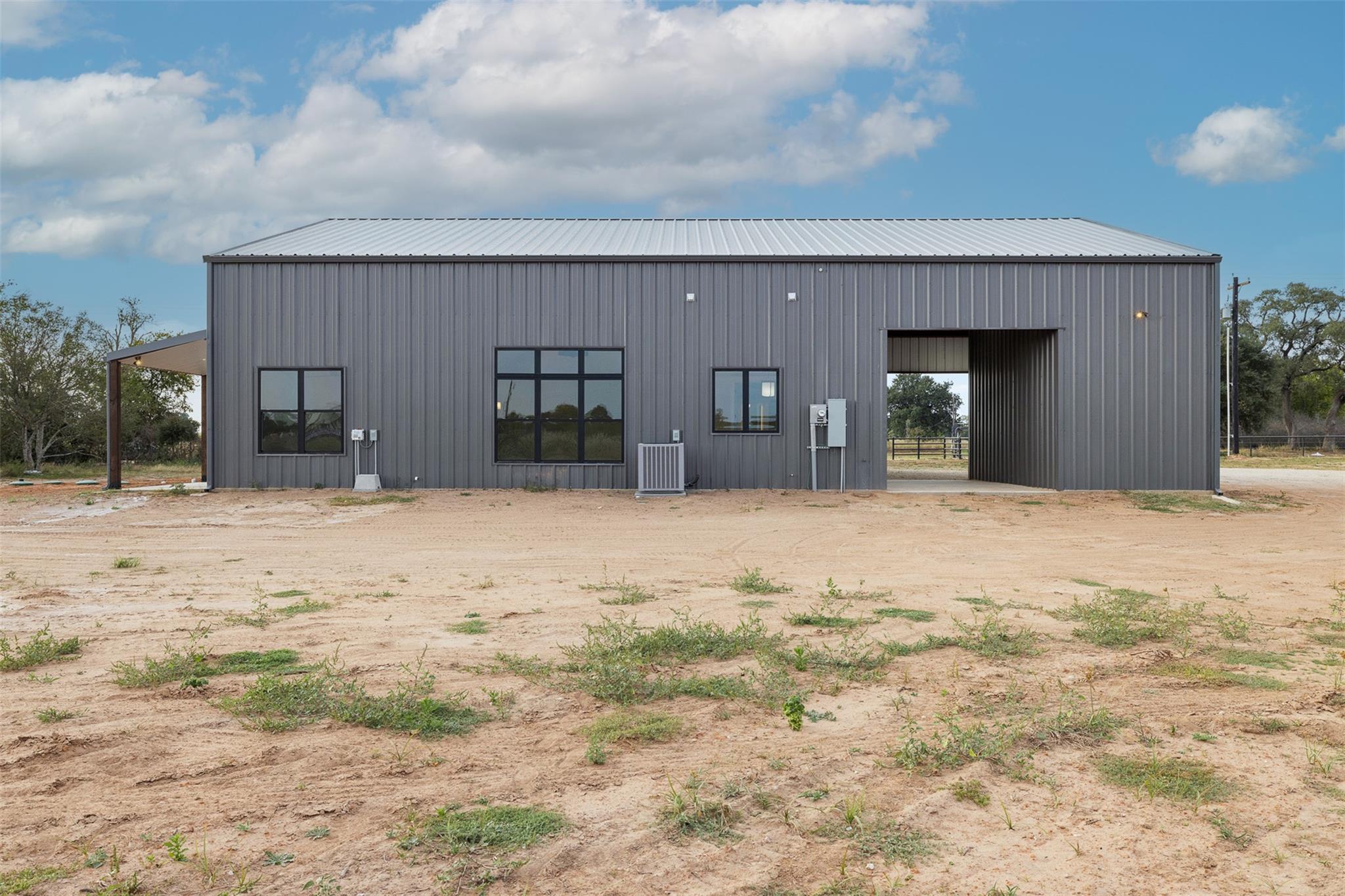 10482 County Road 276, Somerville, TX 77879