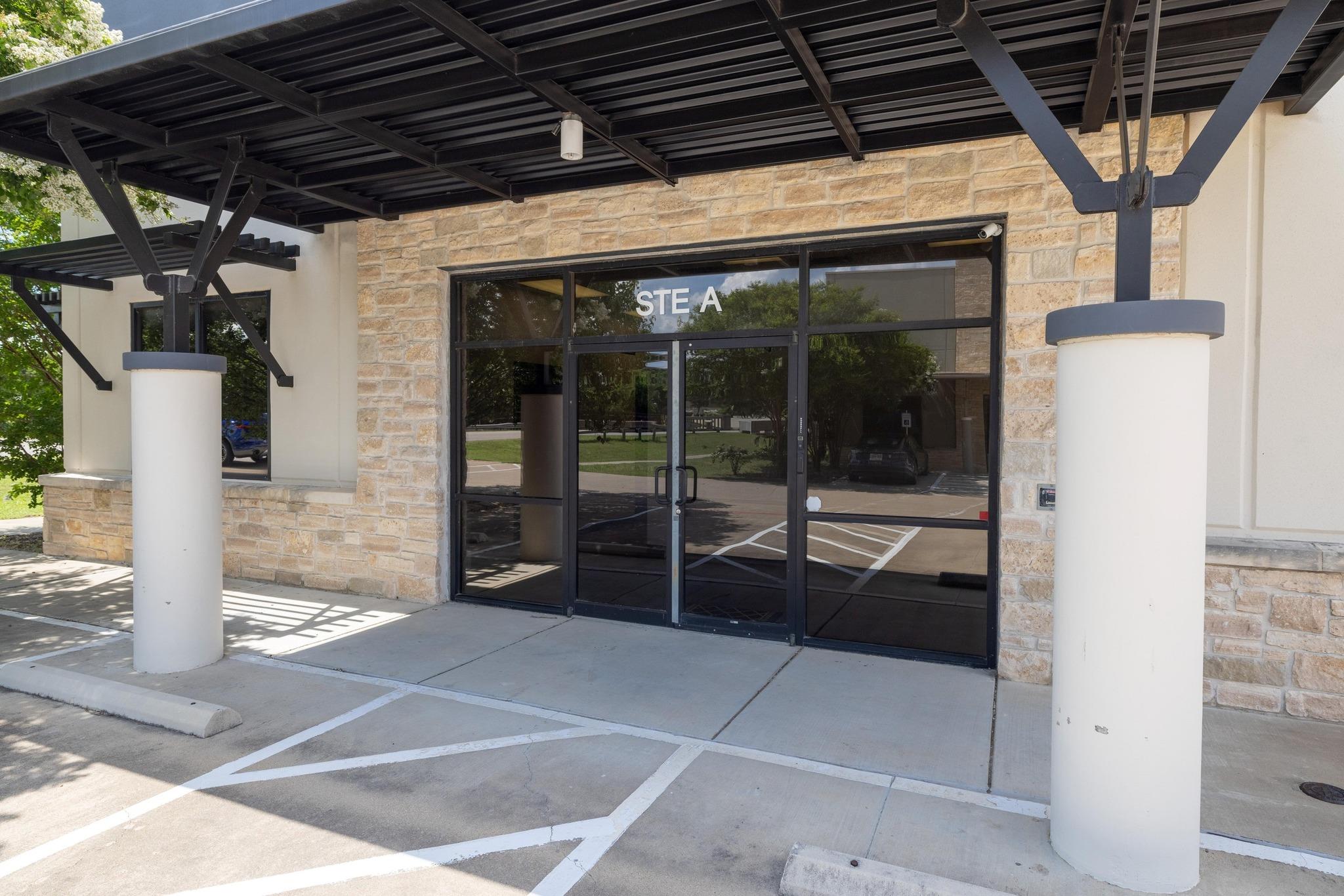 190 N Bagdad Rd, Leander, TX 78641