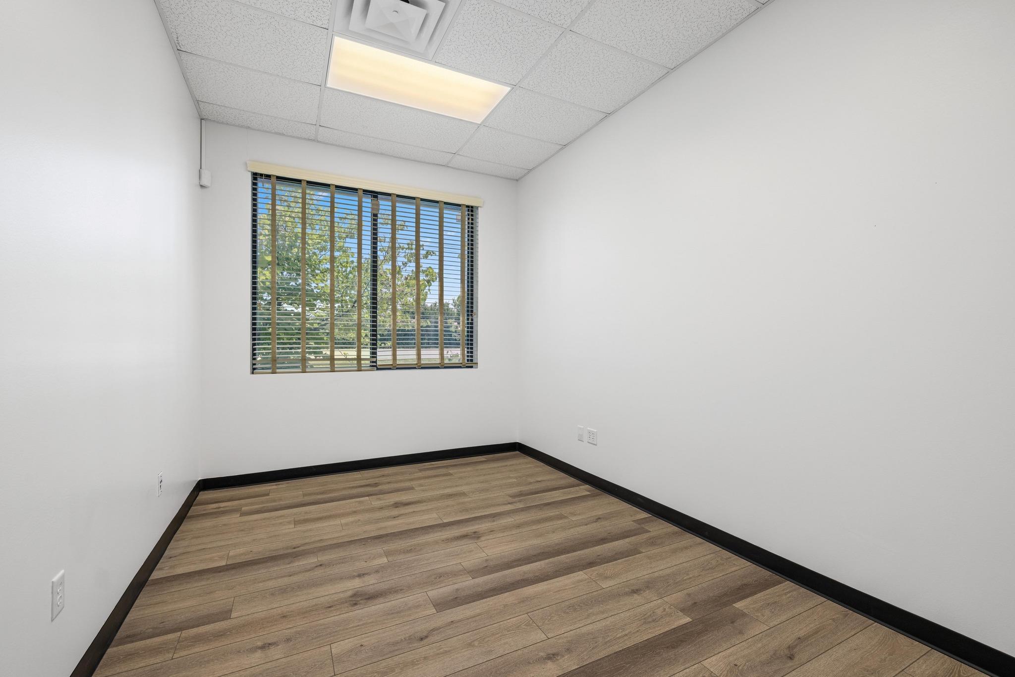 190 N Bagdad Rd, Leander, TX 78641