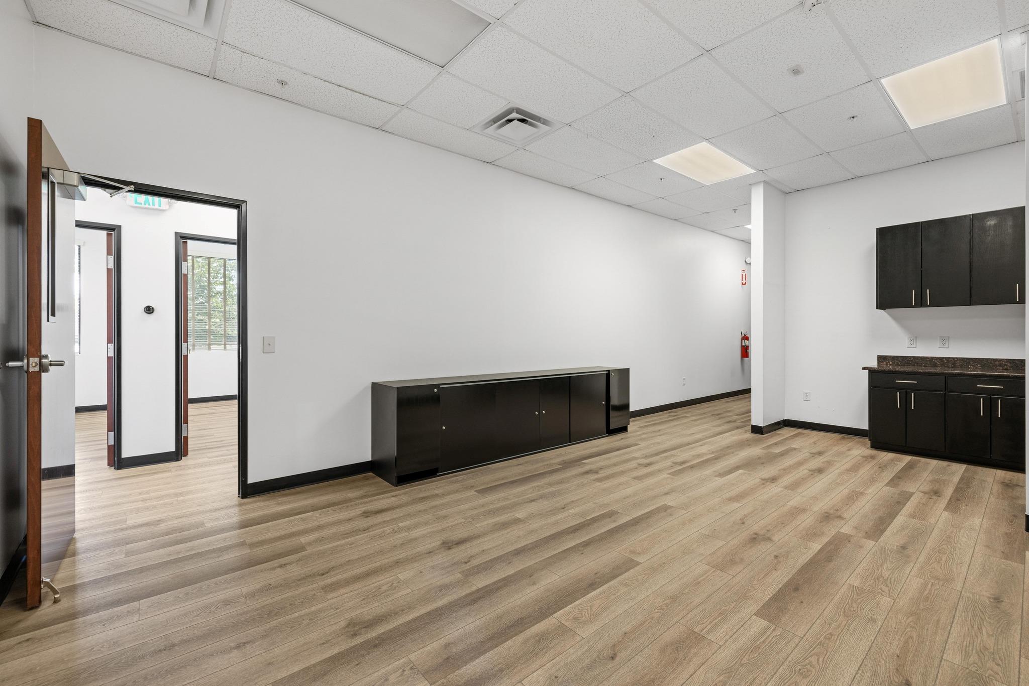 190 N Bagdad Rd, Leander, TX 78641