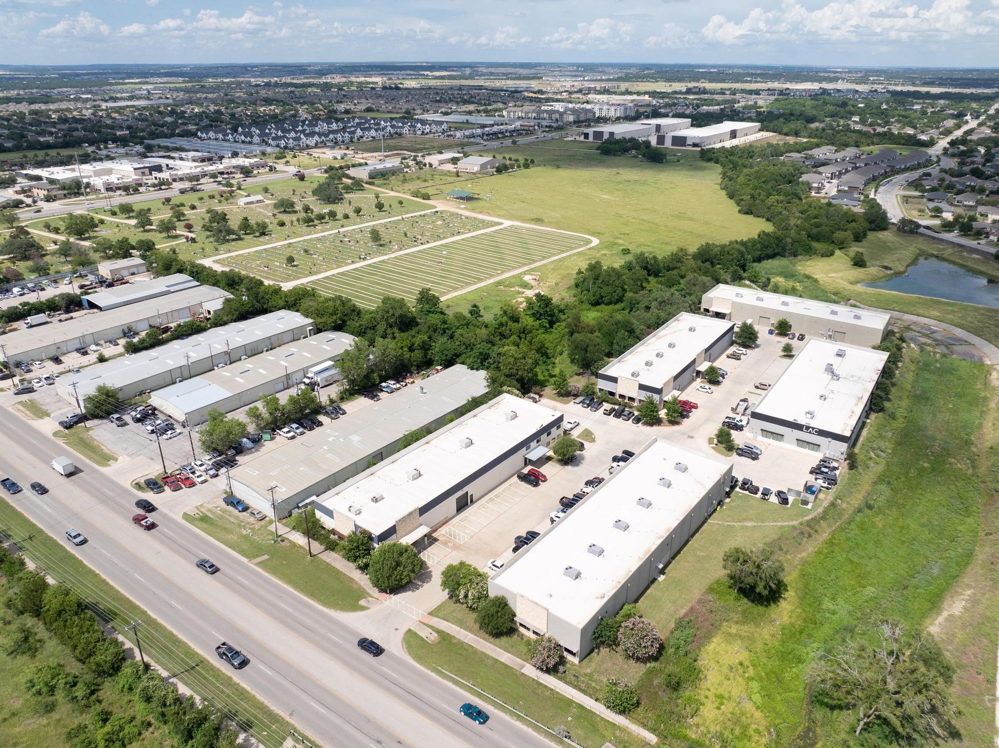 190 N Bagdad Rd, Leander, TX 78641