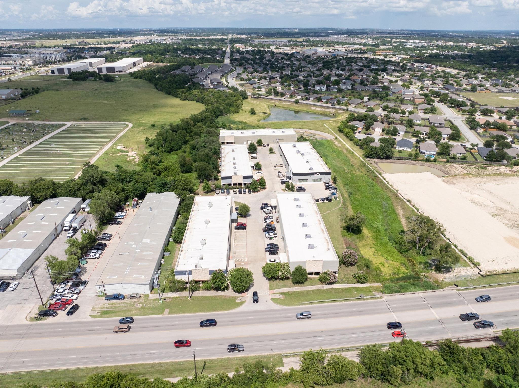 190 N Bagdad Rd, Leander, TX 78641