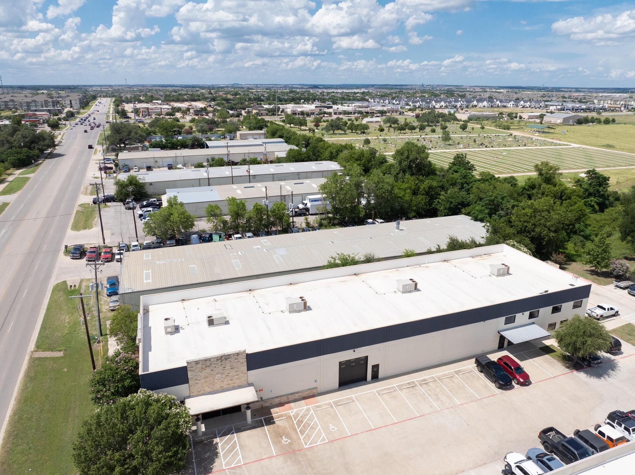 190 N Bagdad Rd, Leander, TX 78641