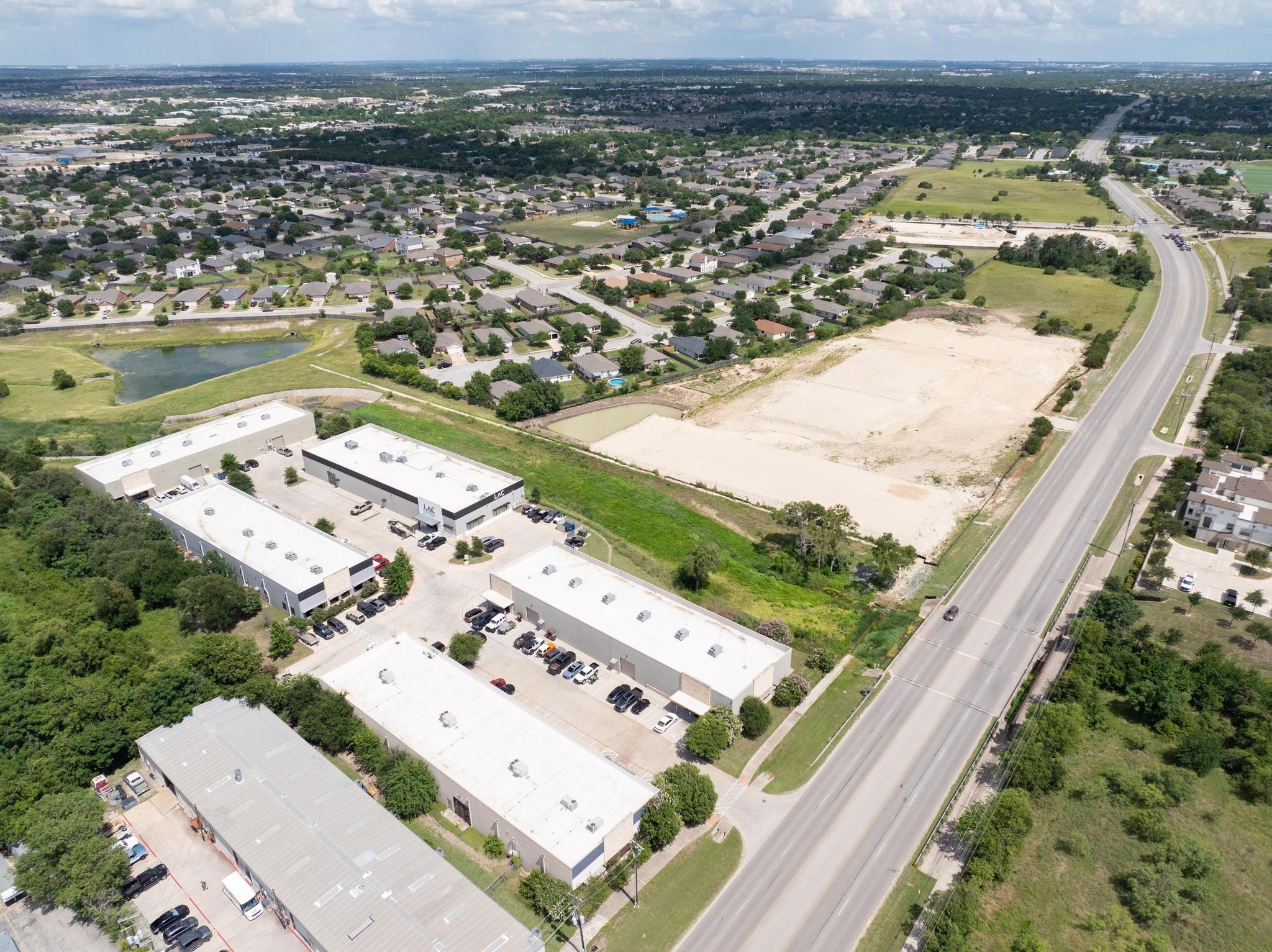 190 N Bagdad Rd, Leander, TX 78641
