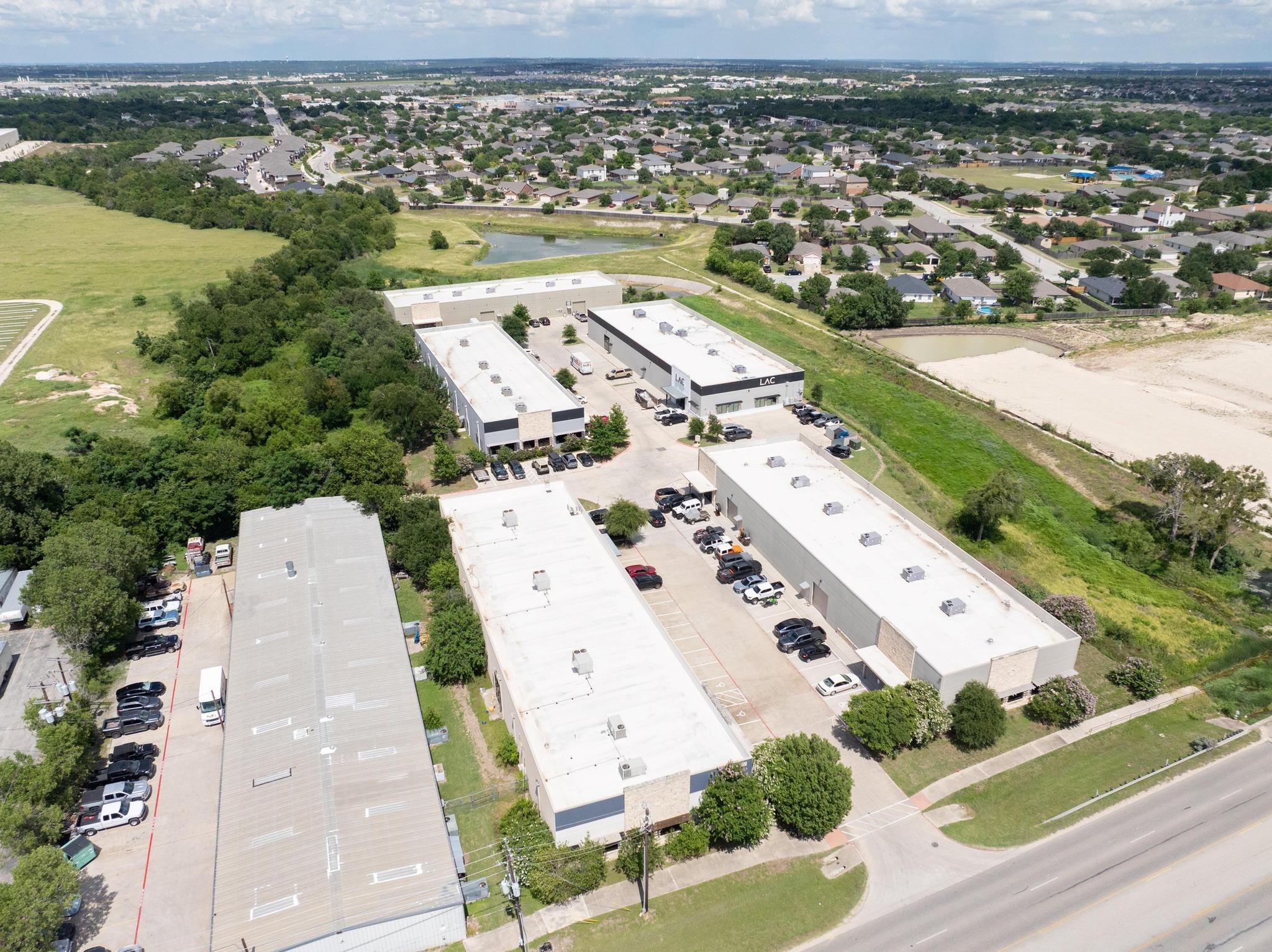 190 N Bagdad Rd, Leander, TX 78641